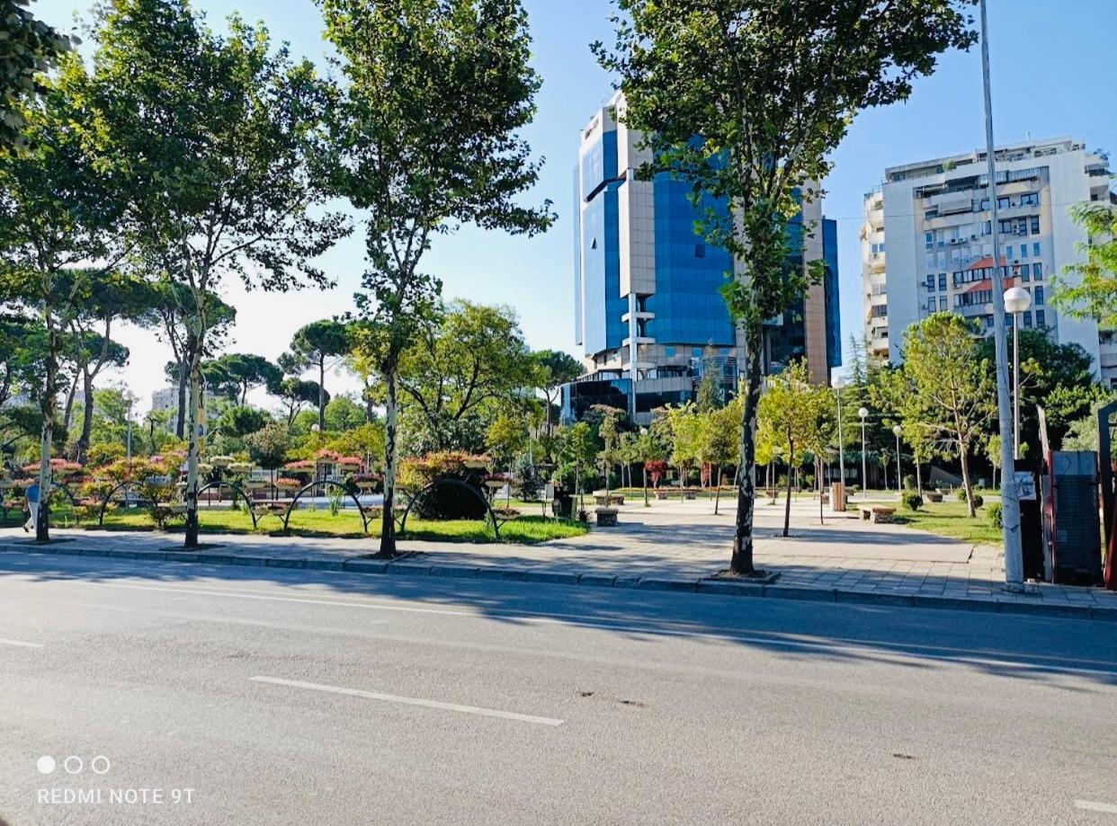 Lilo'S Place Tirana Exteriér fotografie